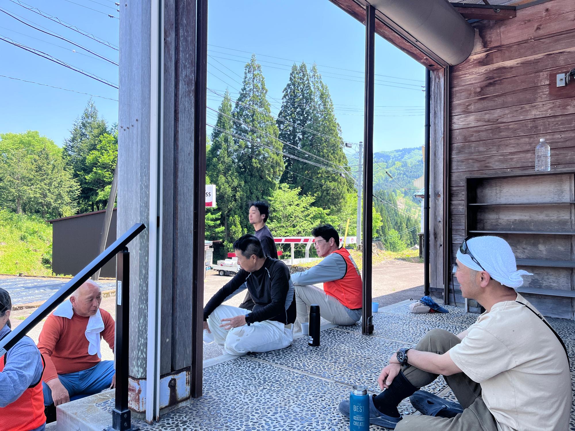 石徹白